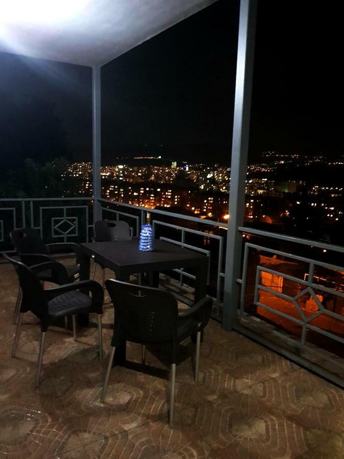 Red Hotel Tbilisi Exterior photo